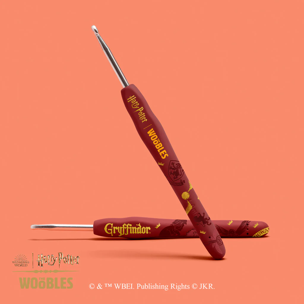 Gryffindor™ Lion Crochet Kit - Image 2